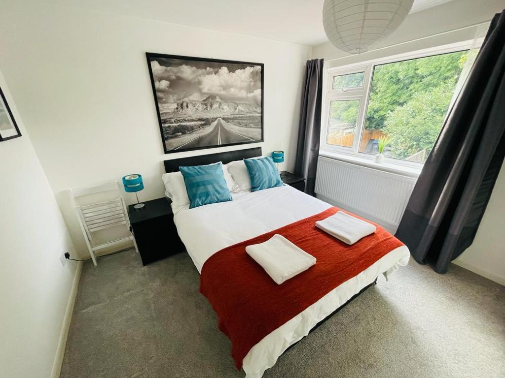 Enfield Chase Apartment Екстер'єр фото