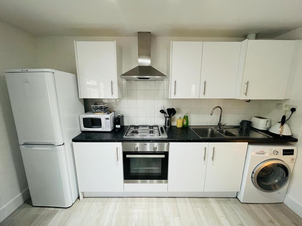Enfield Chase Apartment Екстер'єр фото